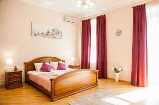 Апартаменты Inn Home Apartments - Kreshchatyk area Киев Апартаменты с 2 спальнями - ул. Крещатик, 15-4