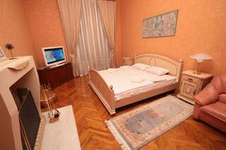 Апартаменты Inn Home Apartments - Kreshchatyk area Киев Апартаменты с 2 спальнями, Пушкинская 33-2