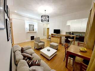 Апартаменты Inn Home Apartments - Kreshchatyk area Киев Апартаменты с 2 спальнями - ул. Пушкинская, 39-1