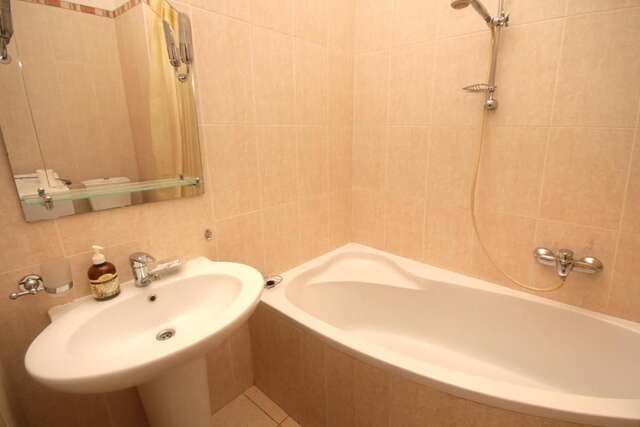 Апартаменты Inn Home Apartments - Kreshchatyk area Киев-54